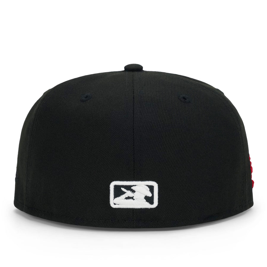 111  FITTED HAT - BLACK